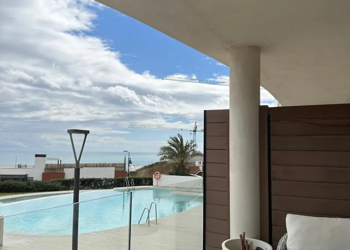 Happy Travel Panoramica * Fuengirola