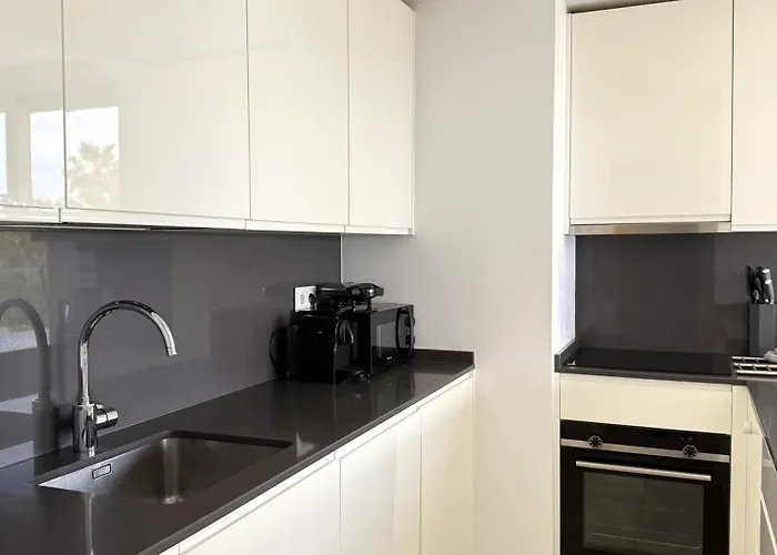 Happy Travel Panoramica * Fuengirola