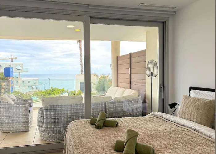 Happy Travel Panoramica